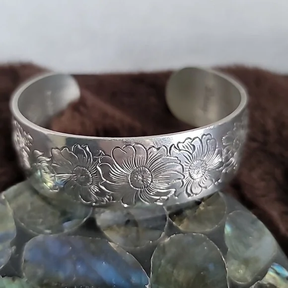 Pewter Bangle - Picture 4 of 4